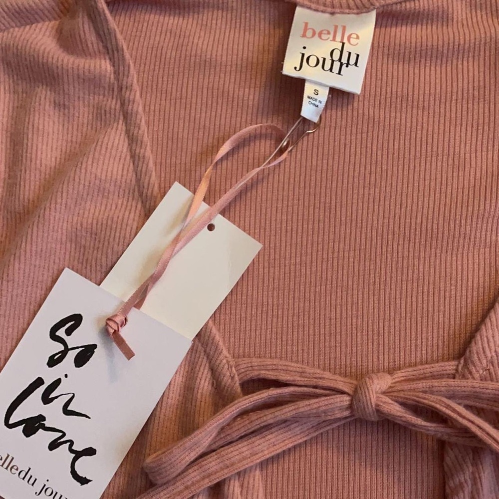 πNWT BELLEDU JOUR PINK SWEATER CARDIGAN LACE UP TOP WITH BOWS - Picture 2 of 3